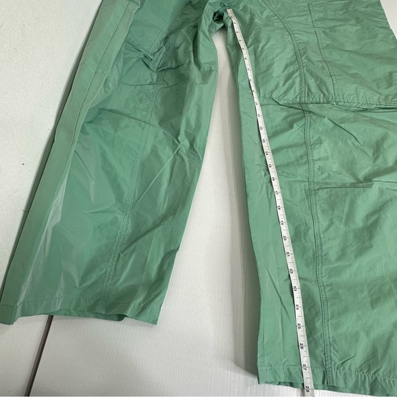 NWT Urban Outfitters Women’s Mae Nylon Wide-Leg Pant Size Medium - Picture 11 of 14